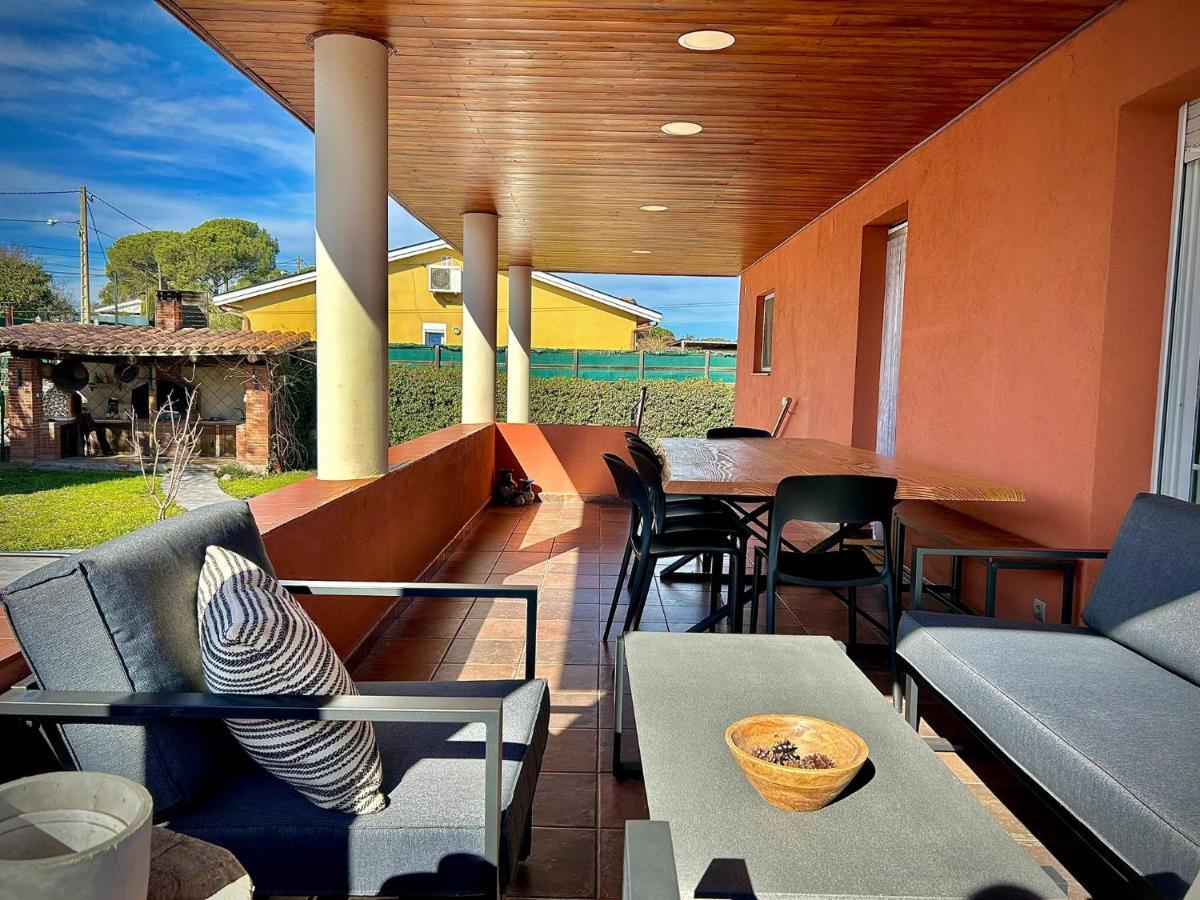 فيلا Piscina De Sal Barbacoa Wifi, Parking Gratis, 3 Min Pga Casa El Roble خيرونا المظهر الخارجي الصورة