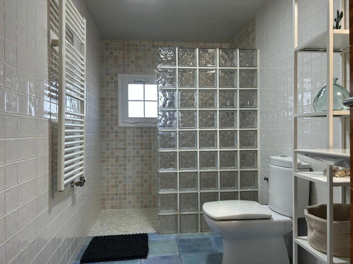 فيلا Piscina De Sal Barbacoa Wifi, Parking Gratis, 3 Min Pga Casa El Roble خيرونا المظهر الخارجي الصورة