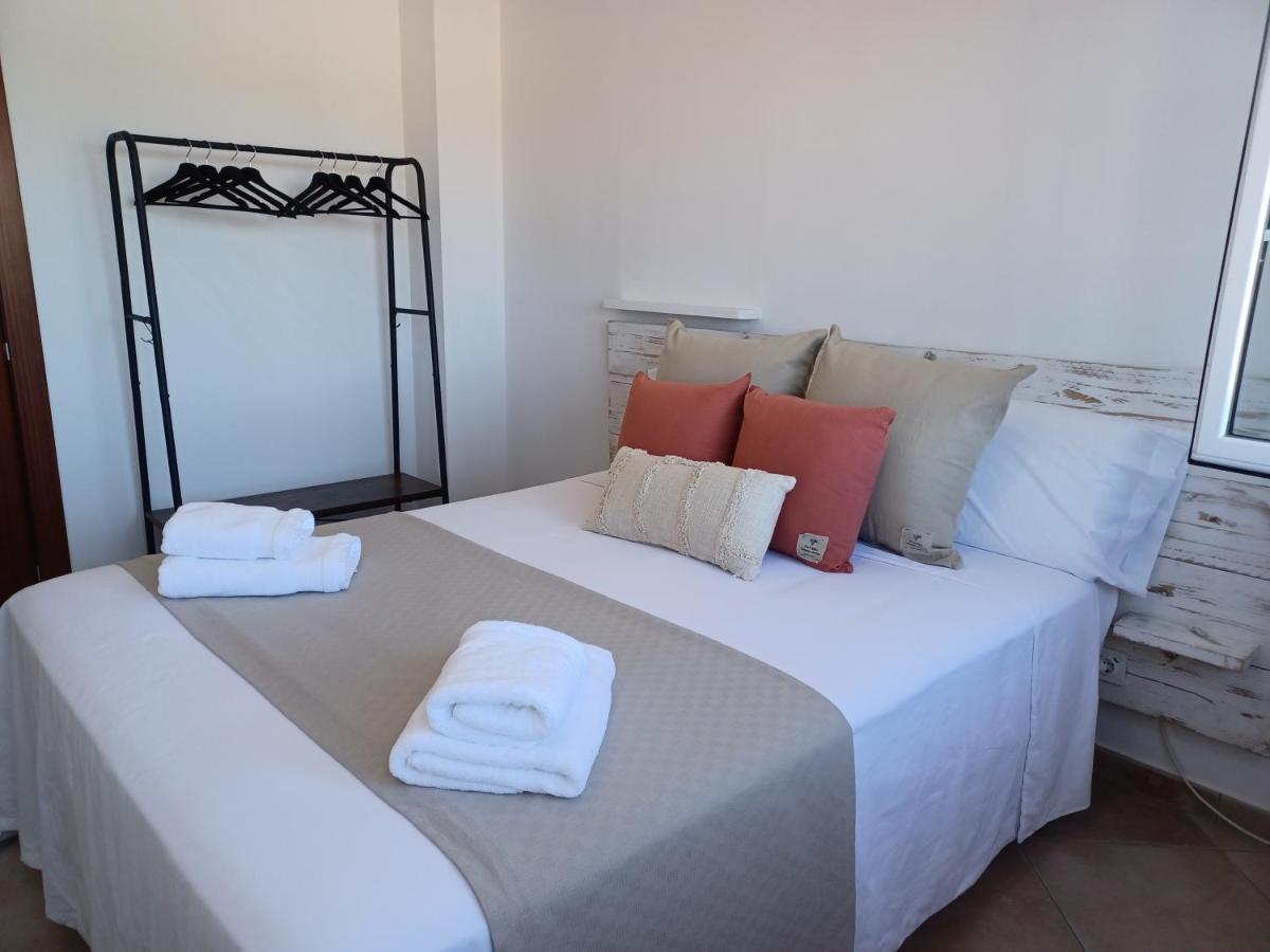 فيلا Piscina De Sal Barbacoa Wifi, Parking Gratis, 3 Min Pga Casa El Roble خيرونا المظهر الخارجي الصورة