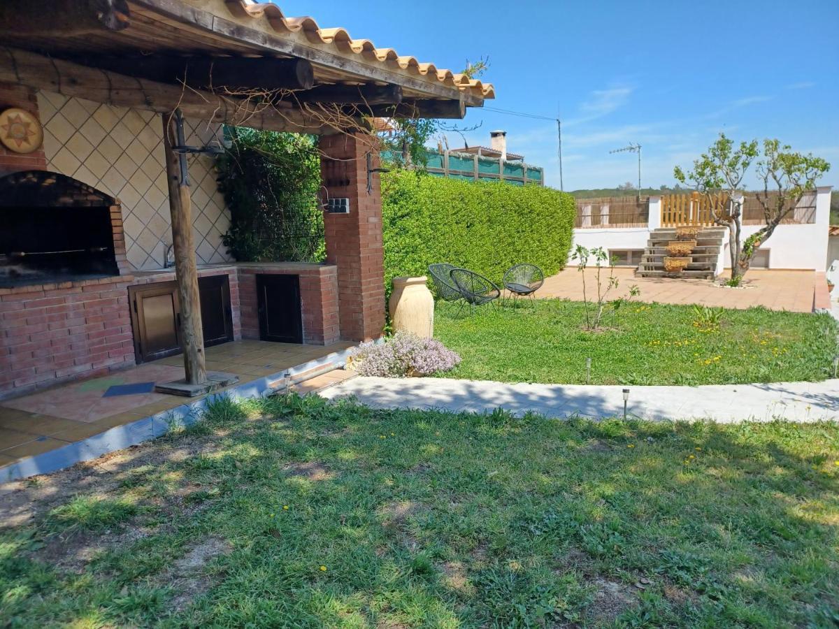 فيلا Piscina De Sal Barbacoa Wifi, Parking Gratis, 3 Min Pga Casa El Roble خيرونا المظهر الخارجي الصورة